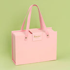 Sacola rígida com fecho magnético e alça